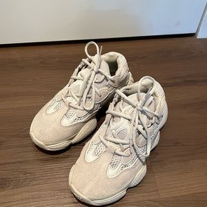 Yeezy 500 blush
